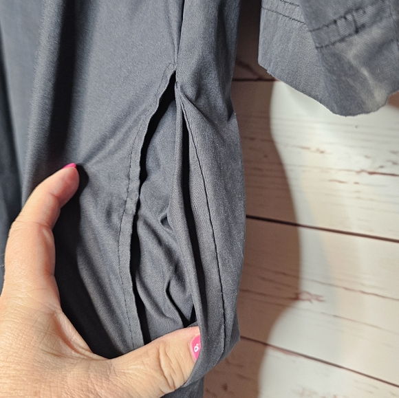 Ben Hogan Gray Short Sleeve Golf Windshirt - Picture 5 of 12